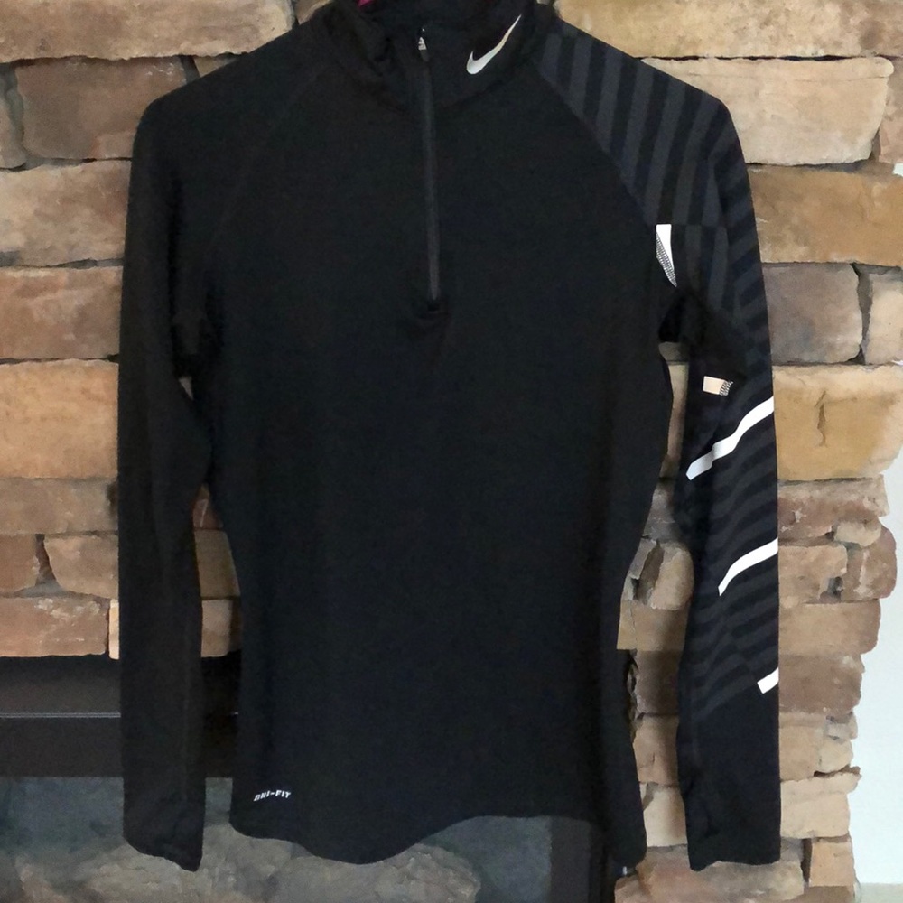 Women’s Nike Pro Combat Dri-Fit Training Top